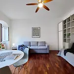 Cozy Navona Flat דירה *